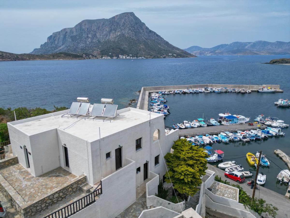 Pelagos Seafront Accommodation - George Myrties Екстериор снимка