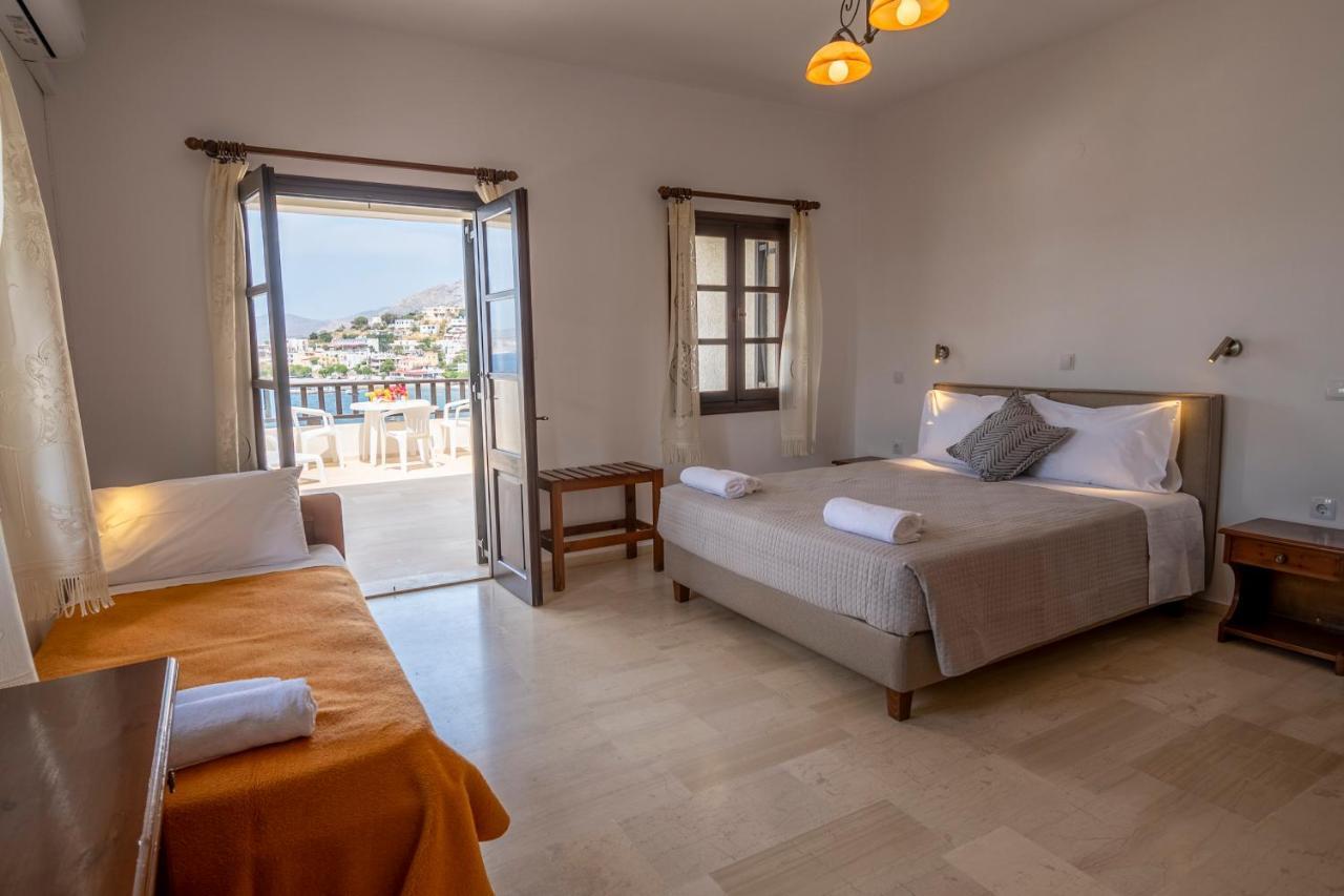 Pelagos Seafront Accommodation - George Myrties Екстериор снимка