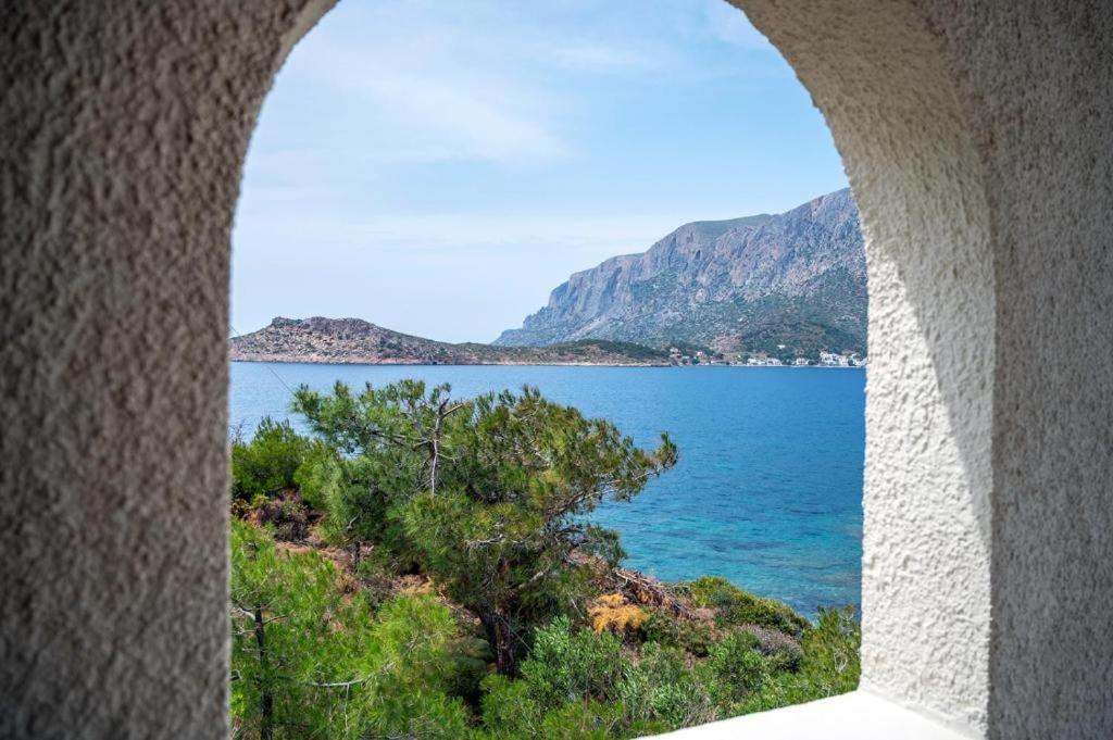 Pelagos Seafront Accommodation - George Myrties Екстериор снимка